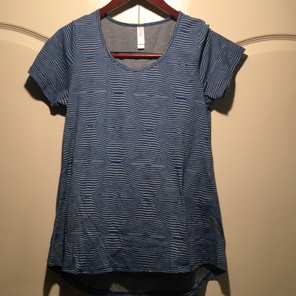 Lularoe Classic T - Picture 3 of 3